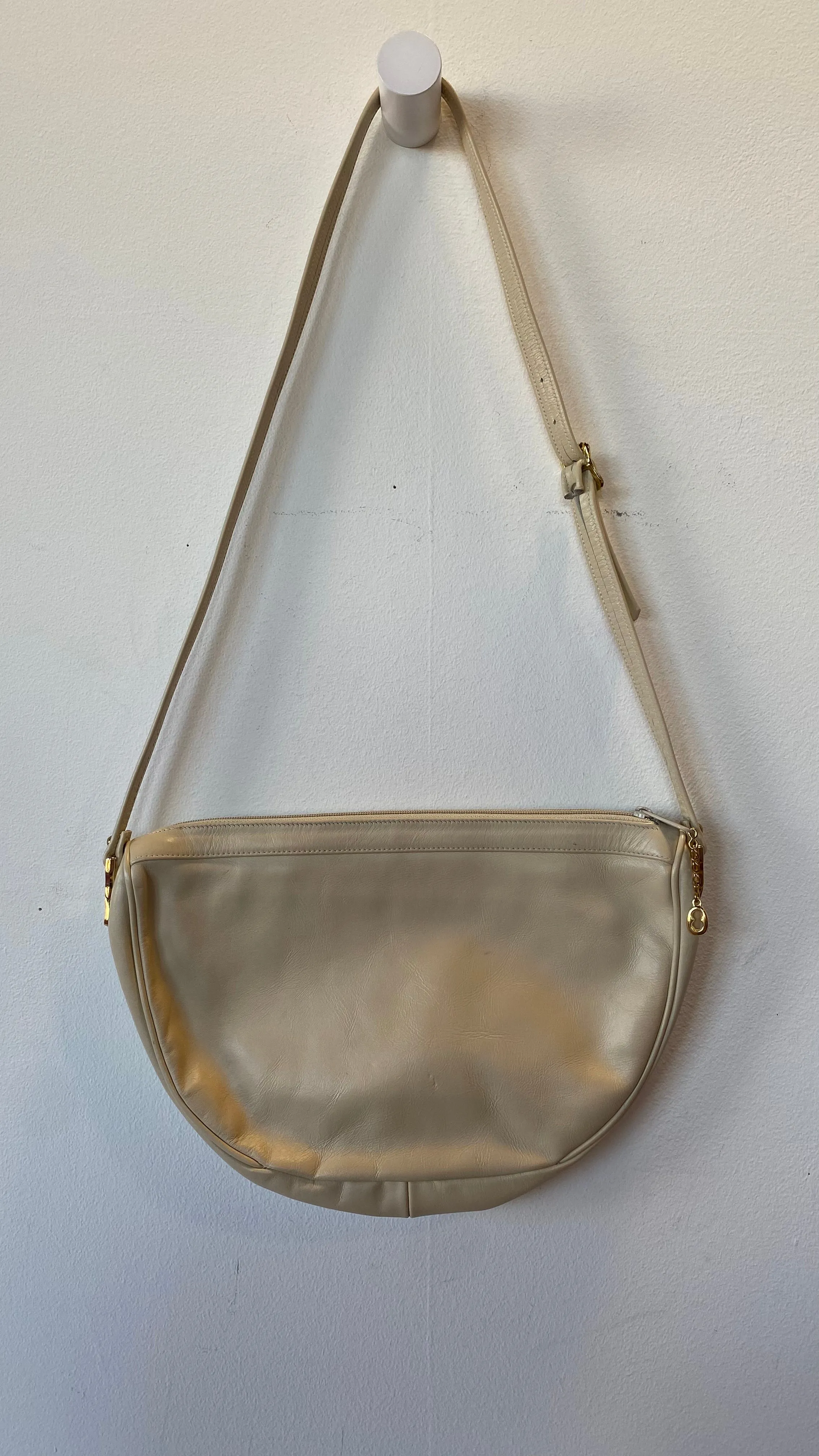 1980s Cream Semi-Circle Shoulder Bag