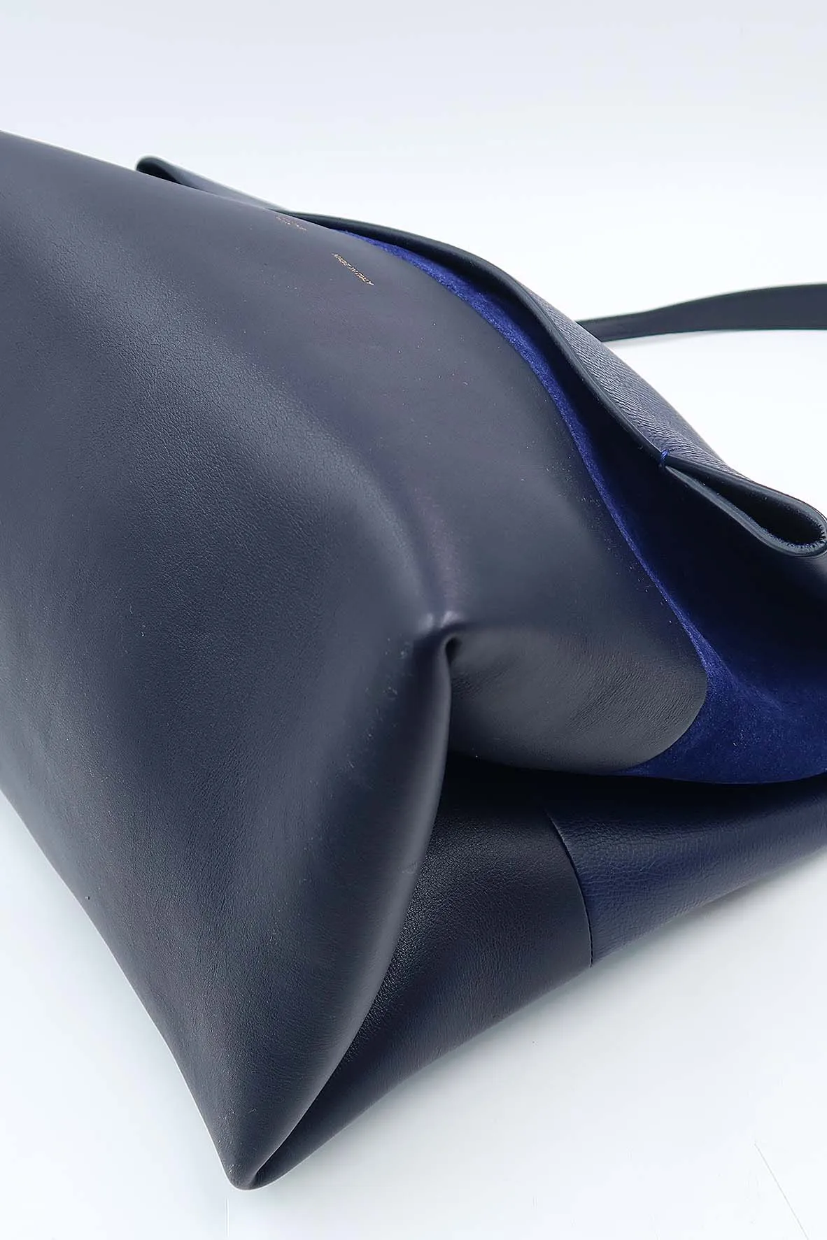 All Soft Shoulder Bag Navy, Black