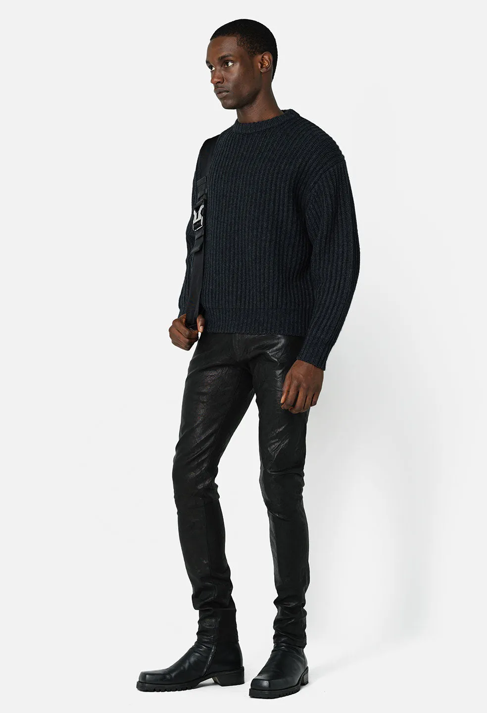 Capri Cashmere Crew / Charcoal