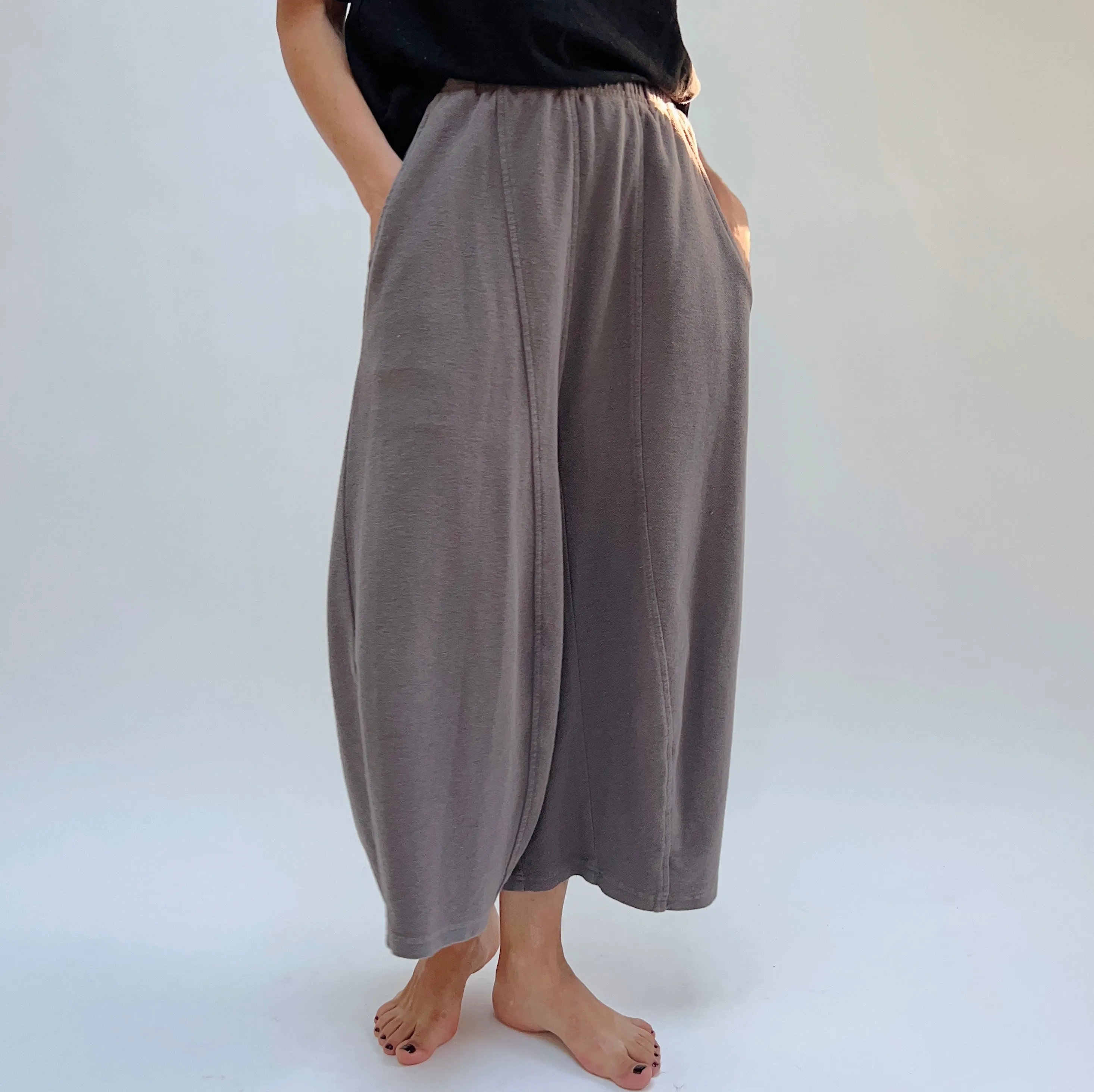 Eleven Stitch | Front Seam Pant in Granite