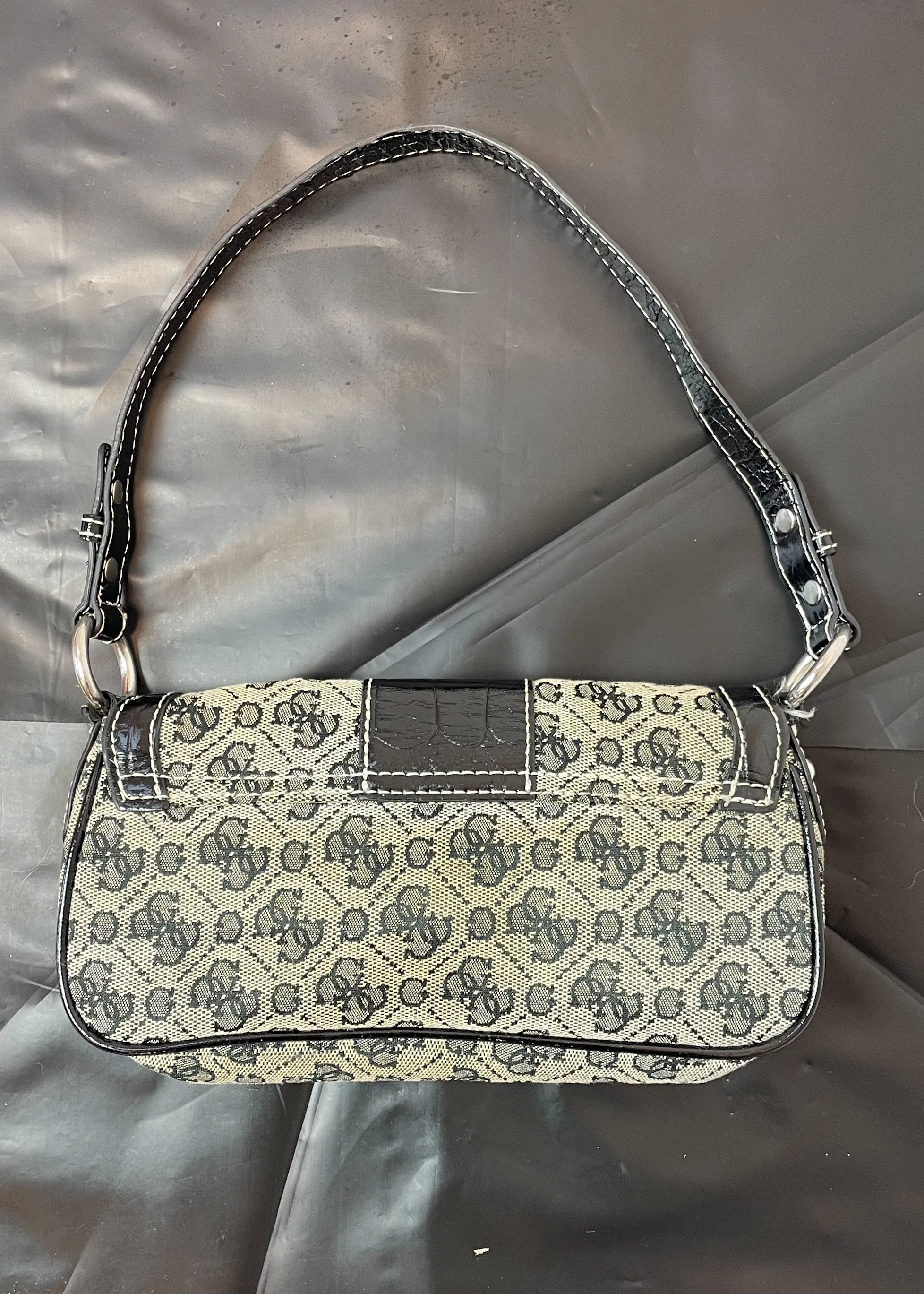 Guess Bag