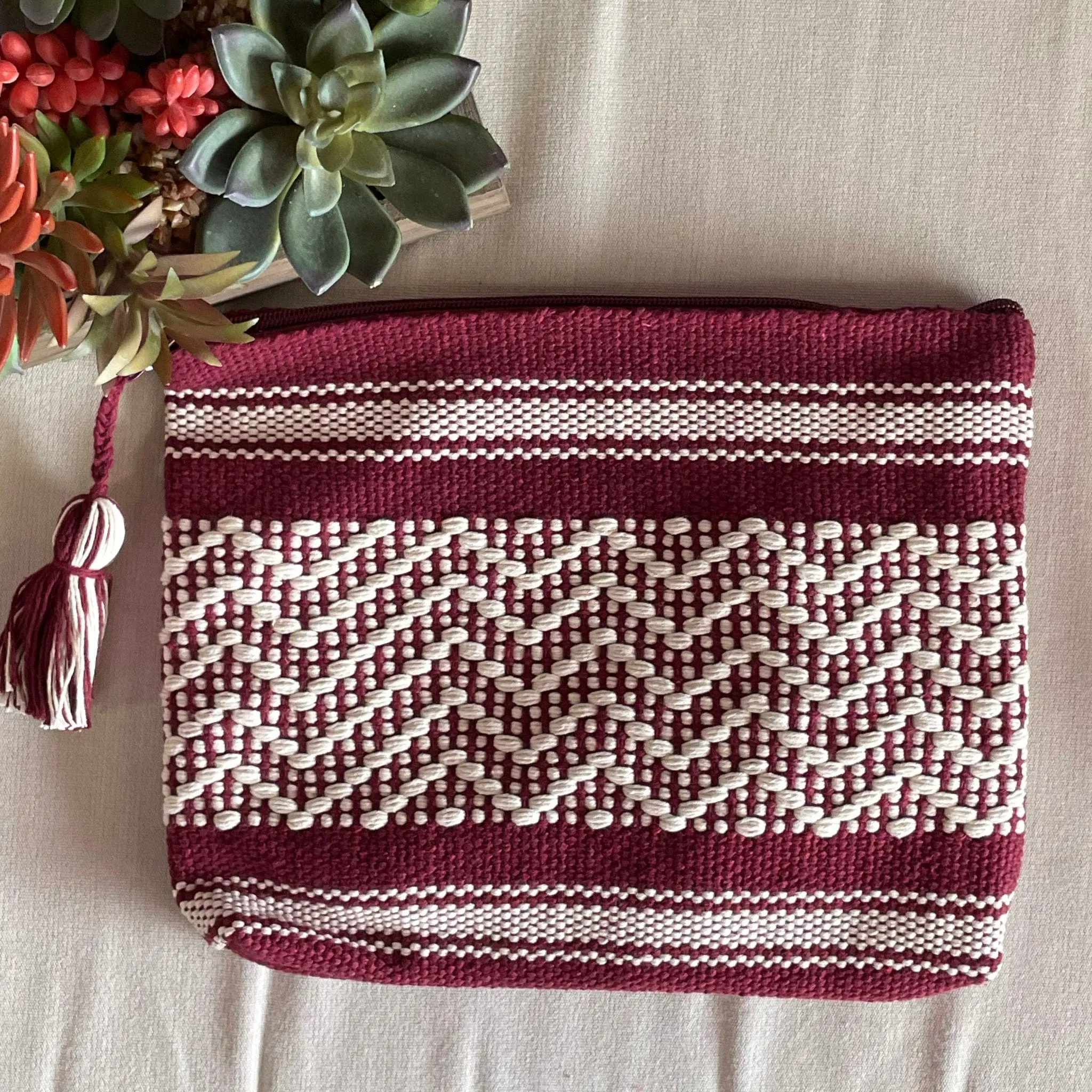 Jalieza Mexican Hand Woven Clutch - Medium