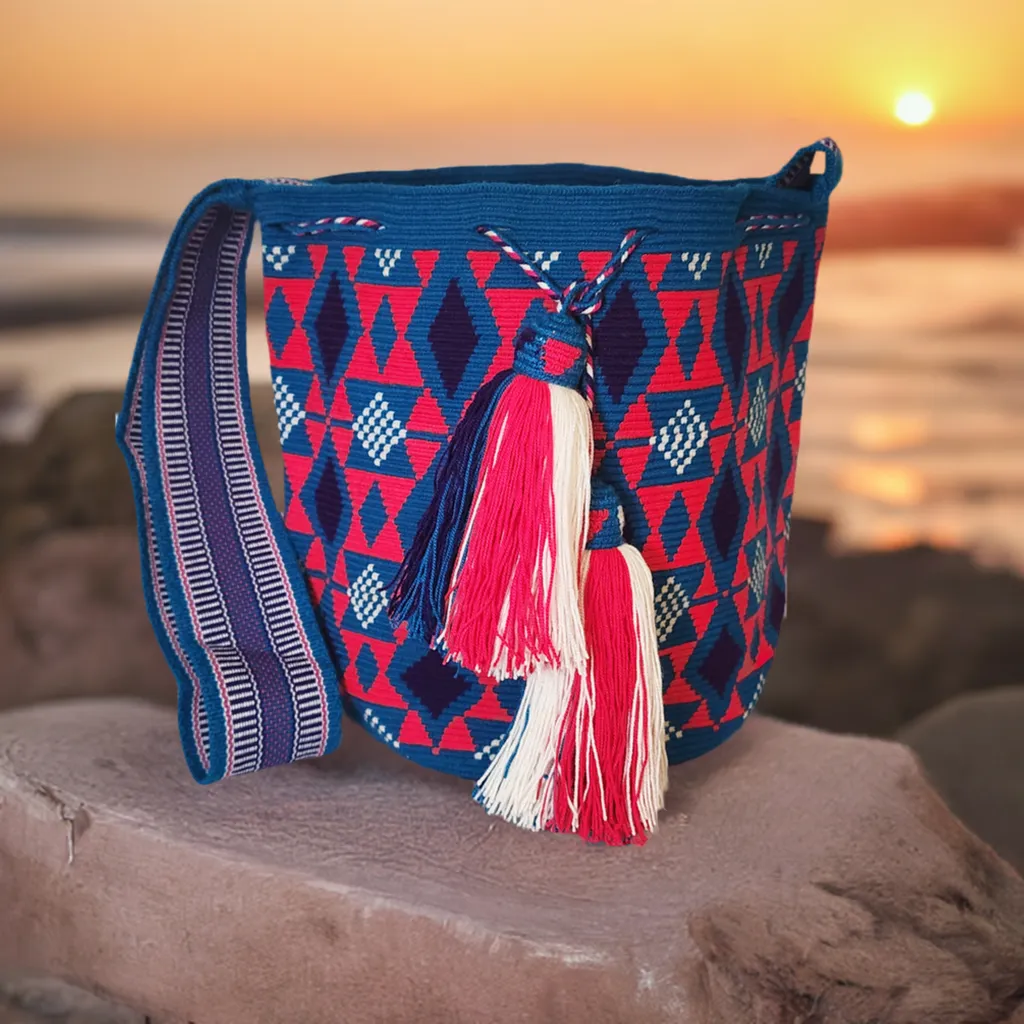 Jemma Large One-Thread Handmade Wayuu Mochila Bag