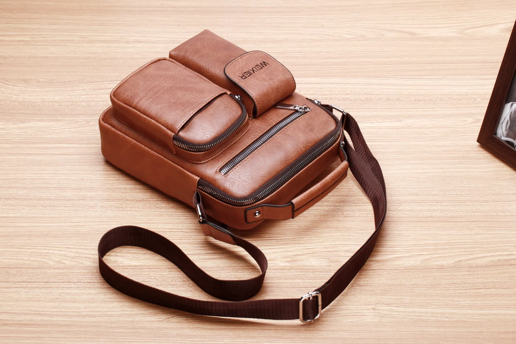 Men’s Shoulder Bag - Chestnut (8633)