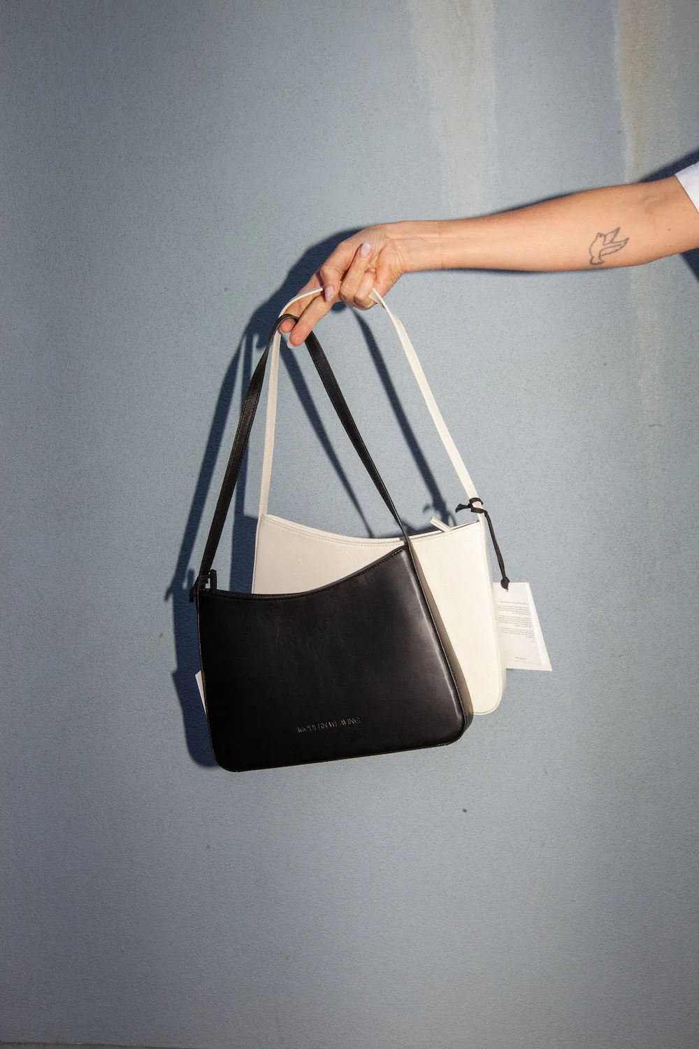 MINIMALIST A LINE SHOULDER BAG