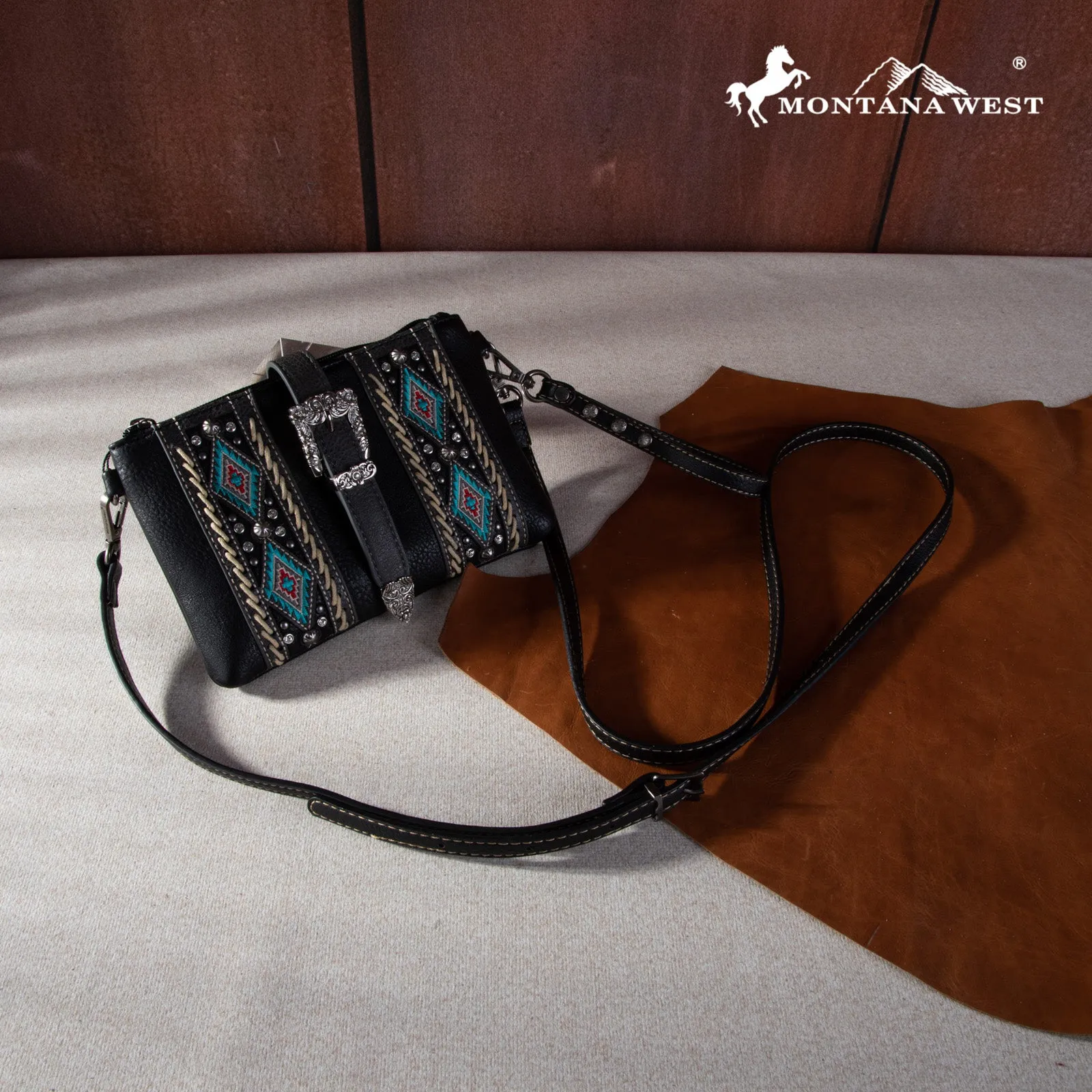 MW1254-181 Montana West Buckle Aztec  Collection Clutch/Crossbody