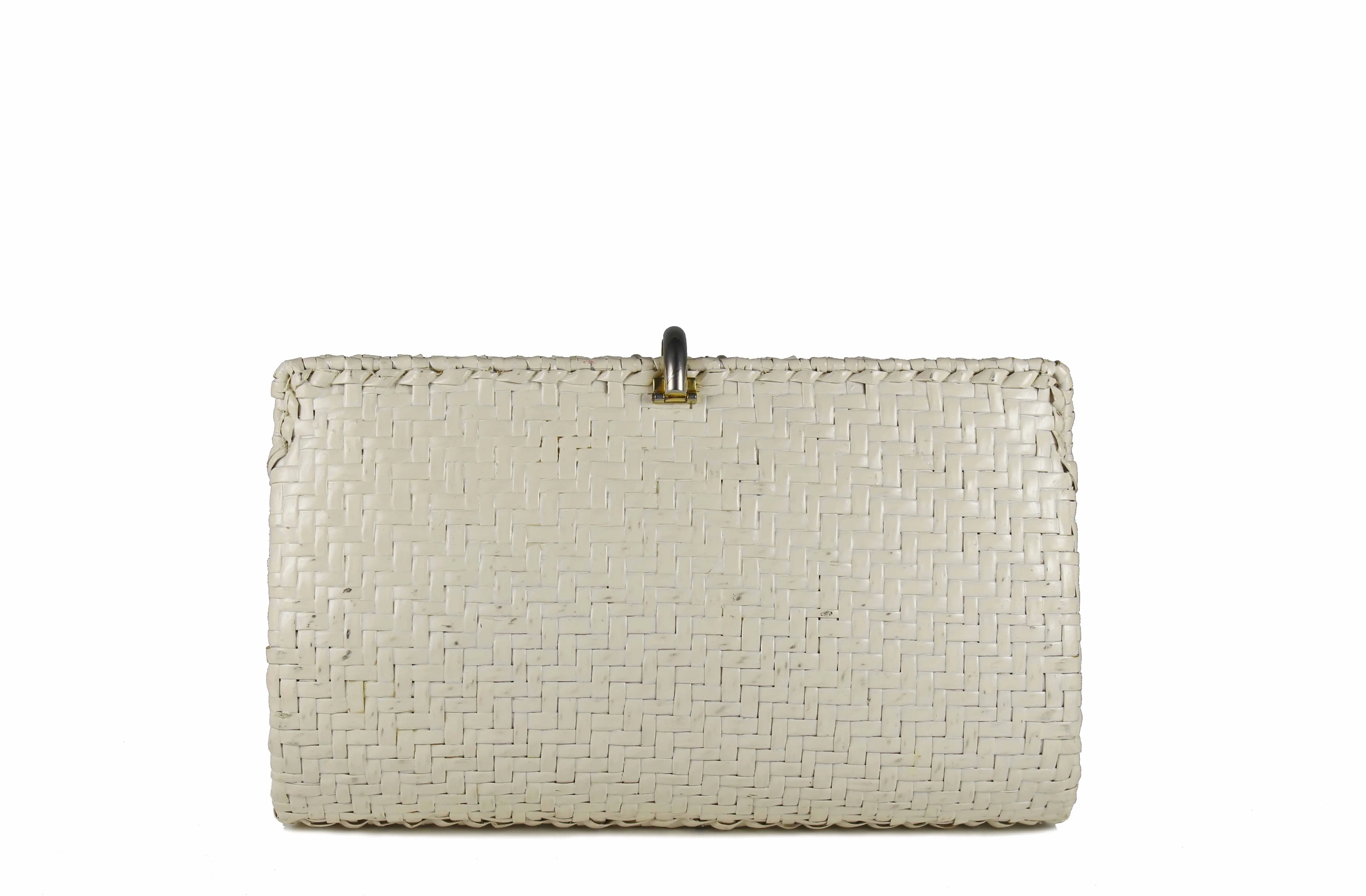 RODO white wicker clutch with metal and plastic clasp